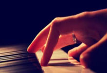 亚星体育：[欧冠]F组第1轮：巴黎圣日耳曼2-0多特蒙德 集锦.